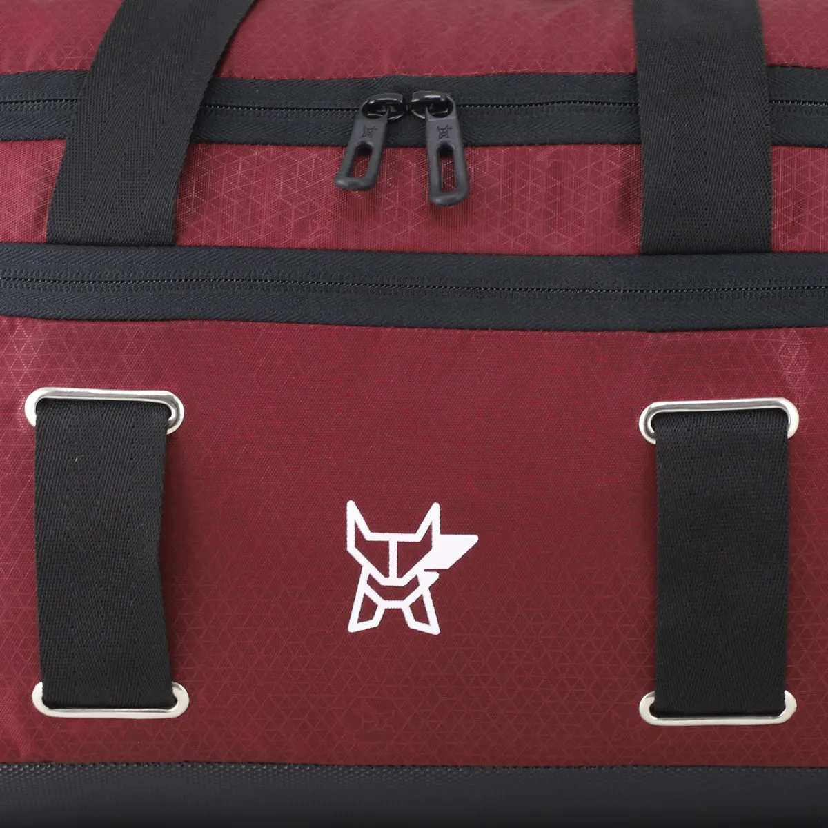 Arctic Fox Slide Tawny Port Travel Duffle Bag