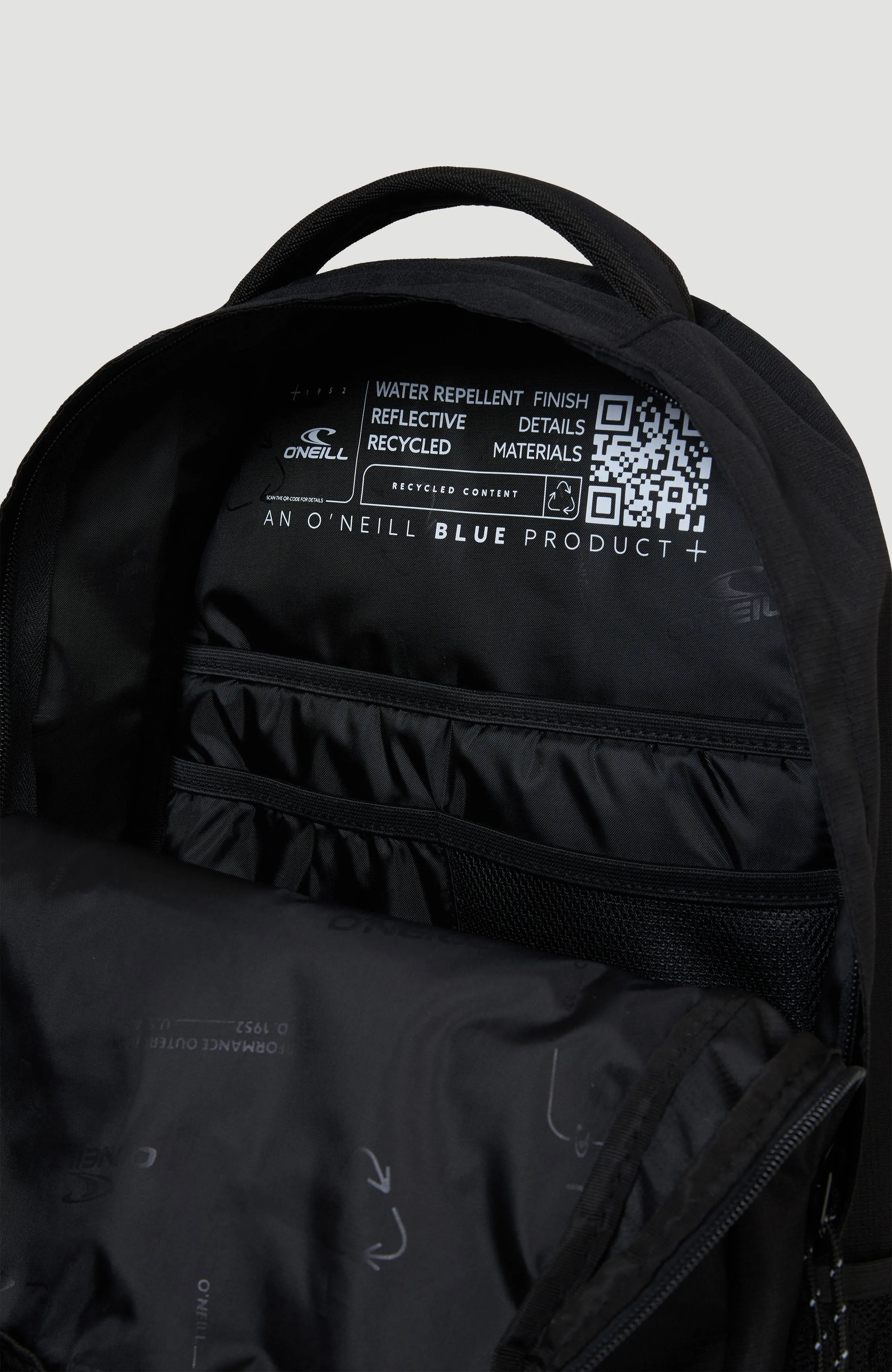 Boarder Small Backpack | Black Out